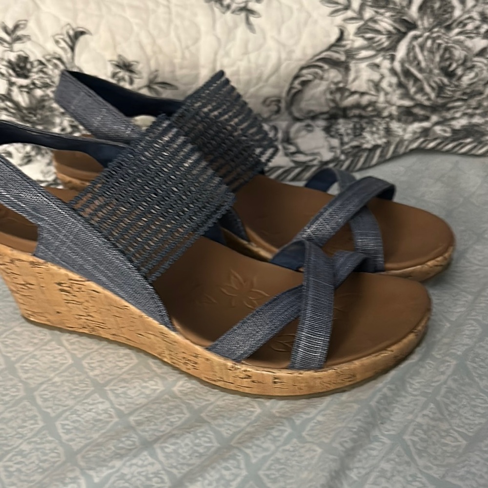 Skechers Navy and Tan Wedges